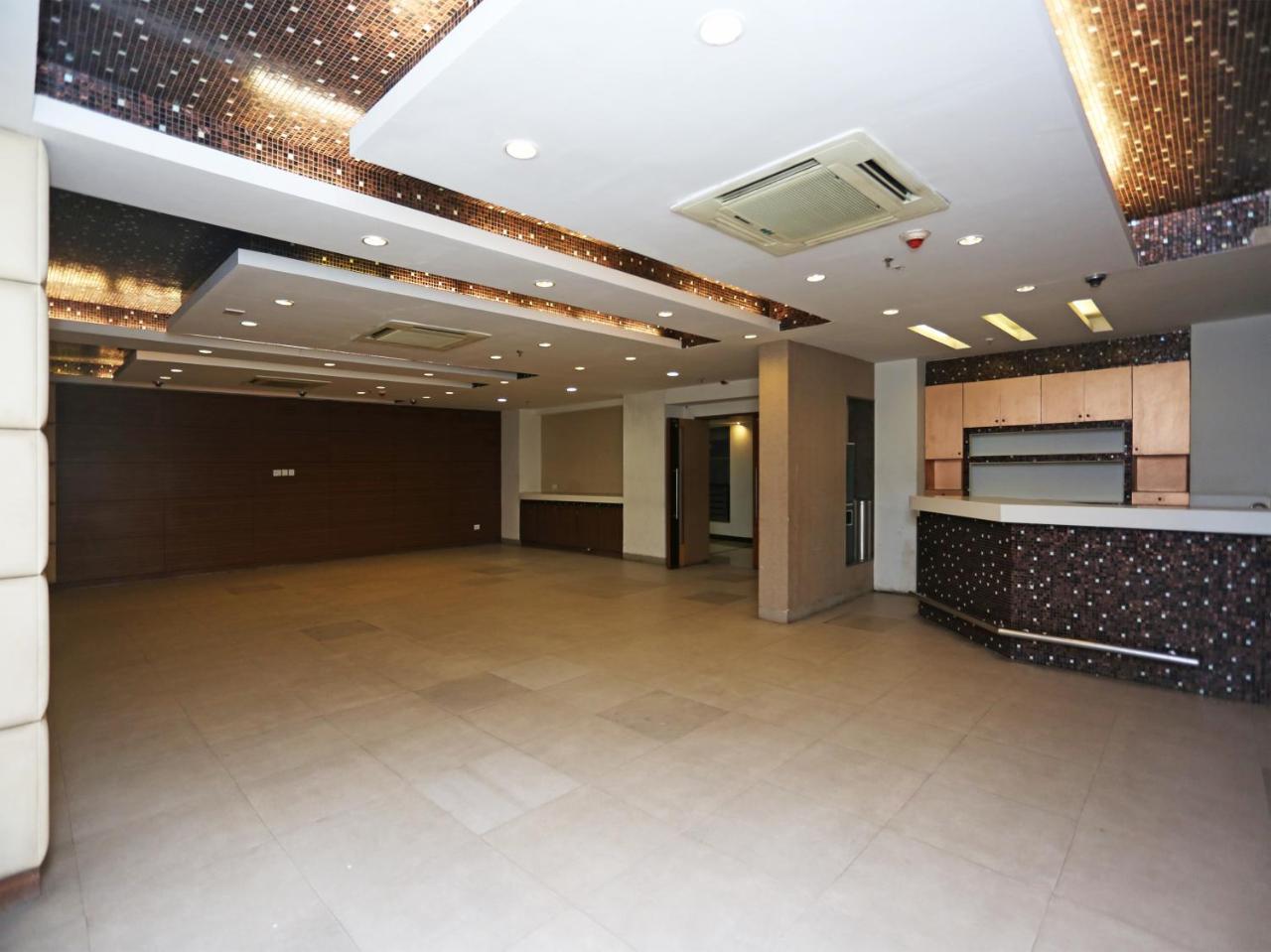 Capital O 10212 Hotel West Willows Xanadu Kalküta Dış mekan fotoğraf